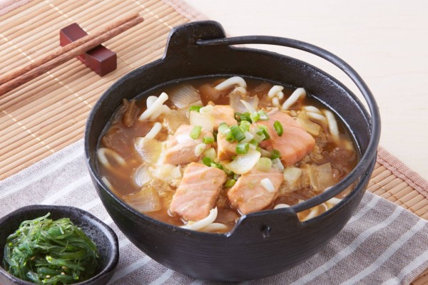 日式洋蔥滑蛋三文魚烏冬 (3)