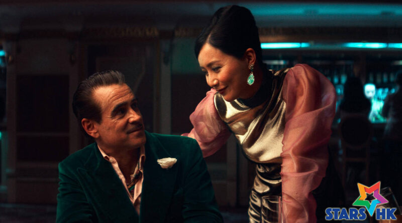 陳法拉 金球影帝哥連法奴新片 《The Ballad of a Small Player》 劇照首曝光  2人四目雙投互鬥「戲」