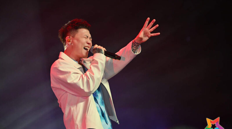 蕭秉治 Xiao Bing Chih《活著 Alive》演唱會 – 香港站 10月4日新蒲崗東蒲胡李名靜體育館隆重舉行