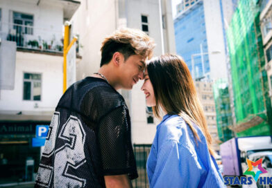 周吉佩出情歌《為何我比不上他》  女子樂隊Fiester 主音蘇嘉齊與吉吉頭貼頭