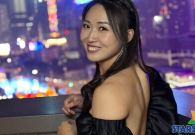 運動員任栩燕首度跨界頒獎 背肌意外成焦點