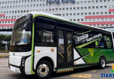 本地電動商用車企業威力新能源 進軍香港市場 斥資8位數、歷時一年半打造「港版電動小巴」 首創「15年長效質保」 重塑商用電動車盈利邏輯