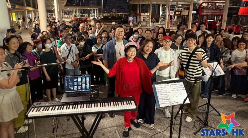 資深藝人兼心理治療師 胡美儀 破傳統  首次踏入旺角鬧市BUSKING 唱談療愈情緒  「冀望街頭成為充滿活水的河流」