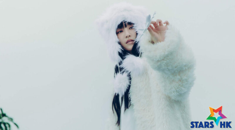 聽完〈風旅〉再聽〈原色〉！炎明熹全新單曲展現百變魅力，錄音室「坐地」體驗讓 Gigi 驚呼：又 Chill 又驚！