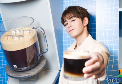 NESPRESSO於銅鑼灣崇光百貨開設期間限定「仲夏特調派對」  魏浚笙（JEFFREY NGAI）與何洛瑤（SICA HO）  率先玩轉全新VERTUO UP咖啡機