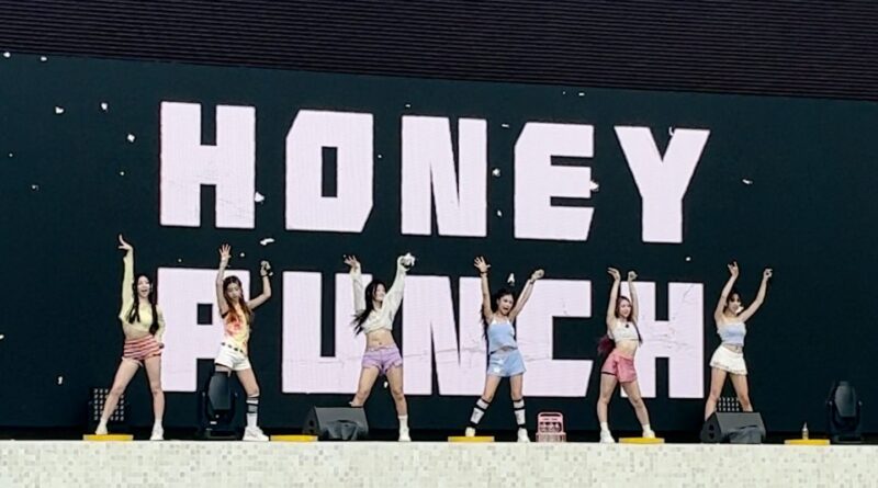 Honey Punch成水上樂園首位舉辦專場音樂會女團 觀眾沉浸式濕身體驗狂歡